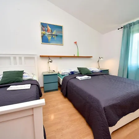 Ferienhaus Kate By Interhome